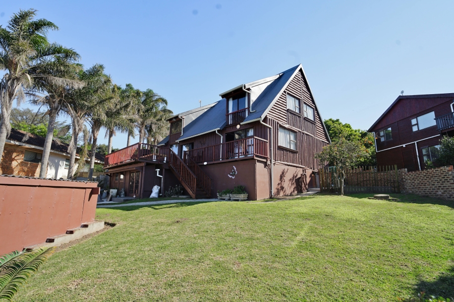 3 Bedroom Property for Sale in Winterstrand Eastern Cape